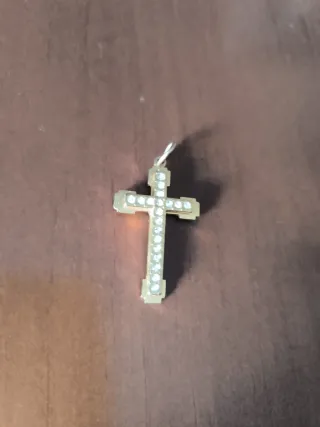Colgante Cruz con Piedras Doradas