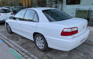 Opel Omega 2.6 V6 180 Elegance Gasolina 59.000km