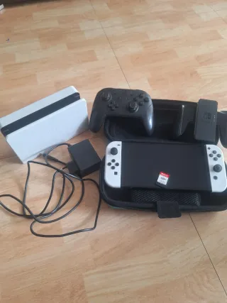 Nintendo Switch + Accesorios