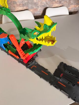 Pista de coches Dragón City