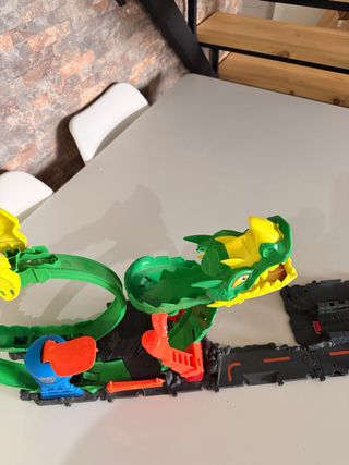 Pista de coches Dragón City