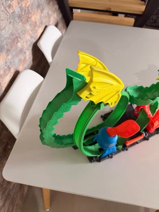 Pista de coches Dragón City