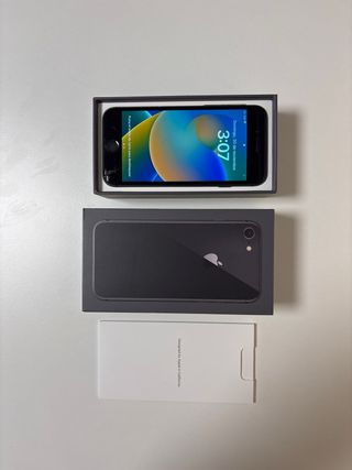 iPhone 8 64GB Negro