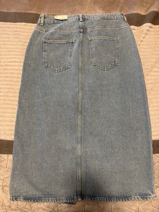 Falda vaquera midi ONLY