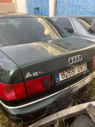 Audi A8 2000