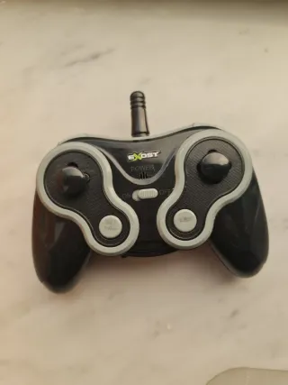 Coche teledirigido Exost