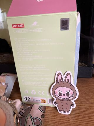 Labubu Exciting Macaron peluche