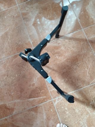 Pedaleador de piernas con pantalla