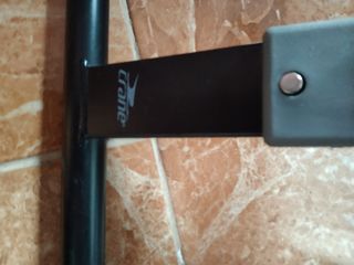 Pedaleador de piernas con pantalla