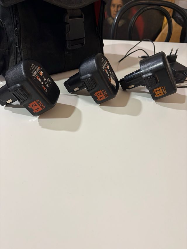Atornillador black and decker