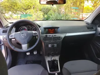 Opel Astra 2006