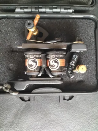 Máquina de Tatuar Coil Negra