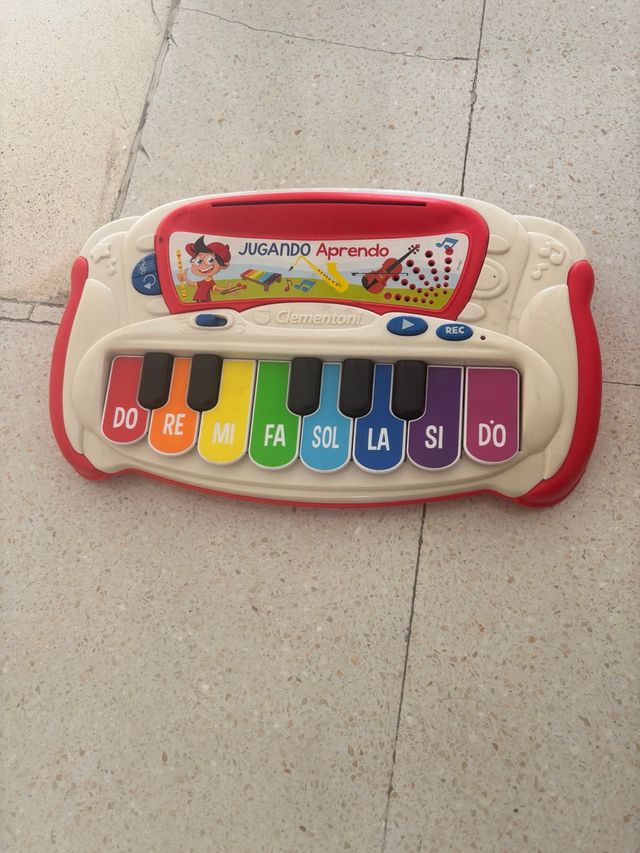 Piano Clementoni Jugando Aprendo