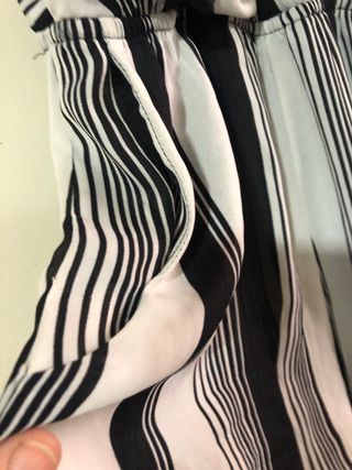 Mono largo rayas blanco y negro