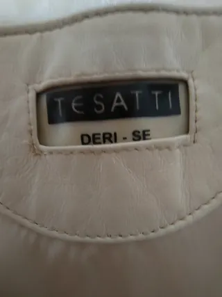 Chaqueta de piel Tesatti blanca