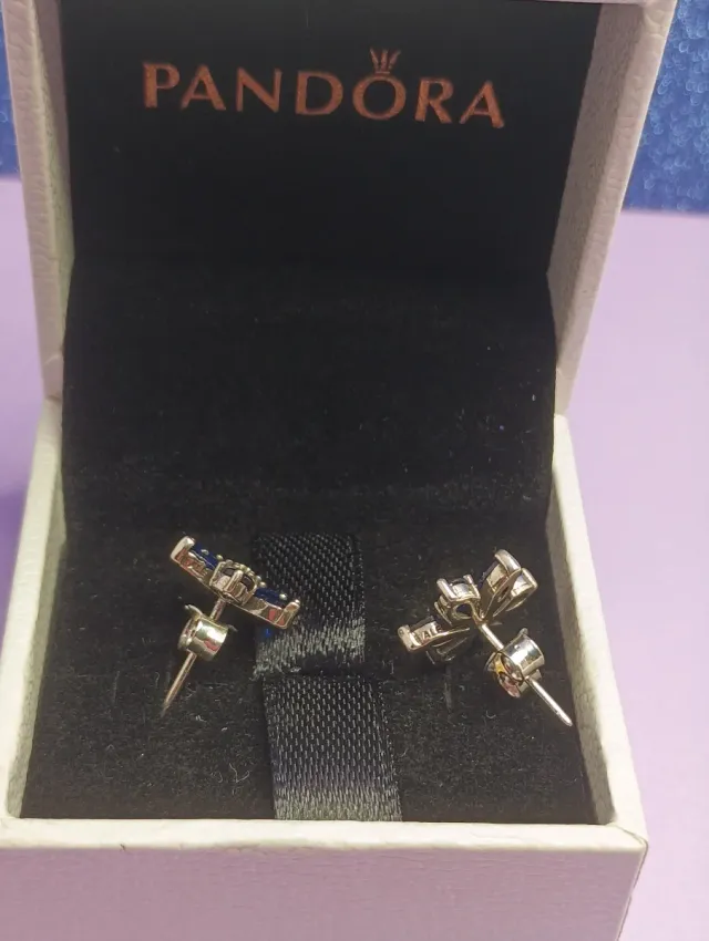 Pendientes Pandora Flor Zafiro y Diamante