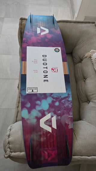 Tabla Kitesurf Duotone Soleil 136