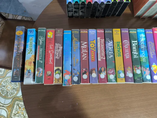 Lote Películas VHS Disney y Más