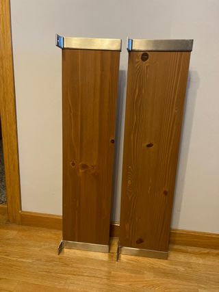 Scaffali in legno con supporti Ikea Granhult