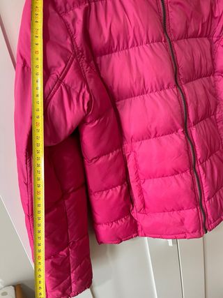 Cazadora reversible fucsia y negra