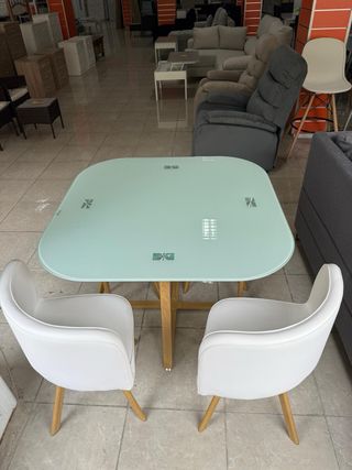 Mesa Comedor Negra y Marrón