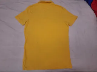 Polo Hollister Amarillo Talla M