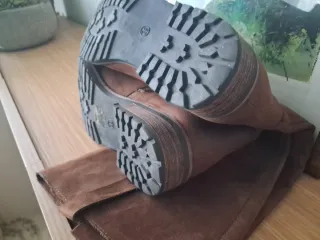 Botas altas marrones, planas talla 39