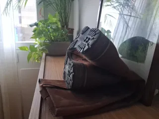 Botas altas marrones, planas talla 39