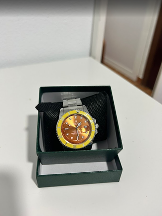 Reloj oyster perpetual Naranja y Amarillo