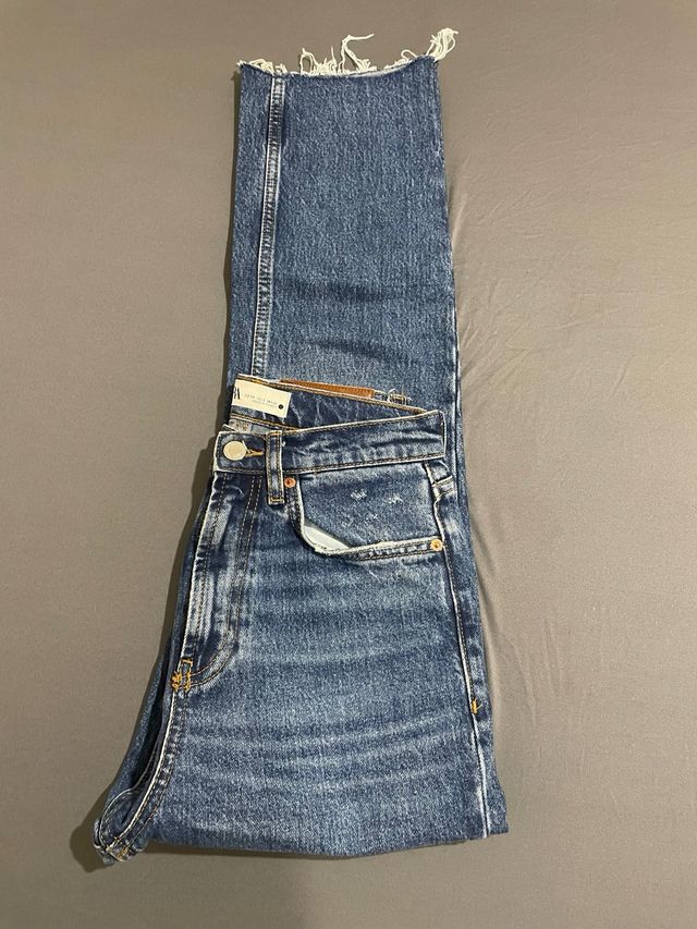 Vaqueros Zara Talla 34