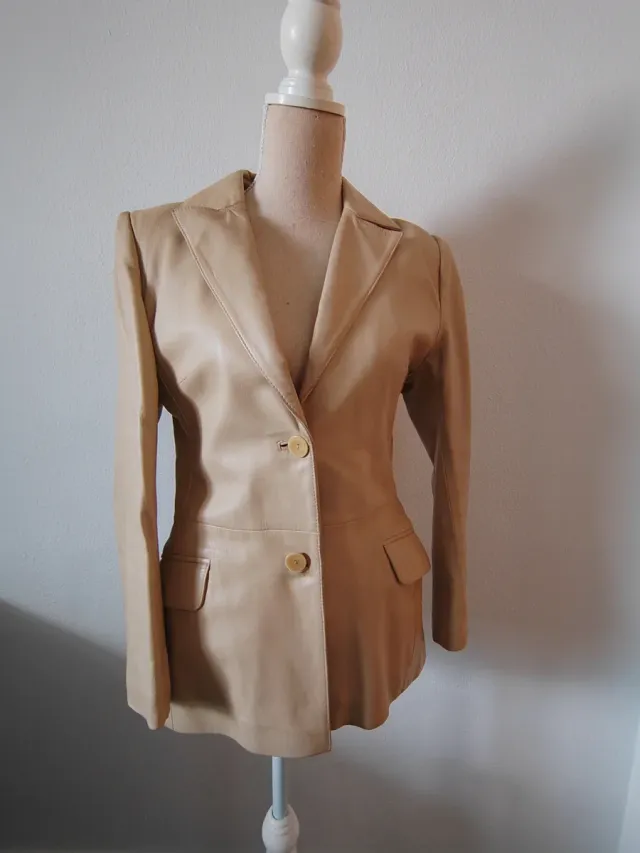 Chaqueta Beige Serra Torra