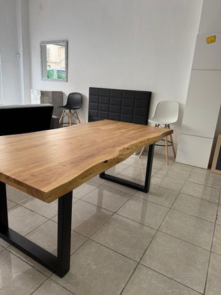 Mesa de comedor madera y metal