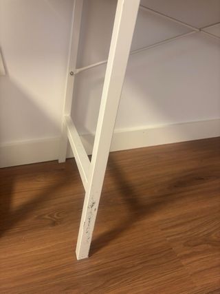 Escritorio Jysk madera y metal