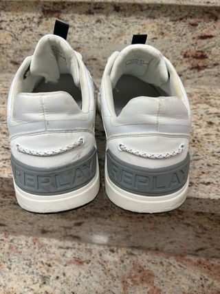 Zapatillas Replay Blancas y Negras