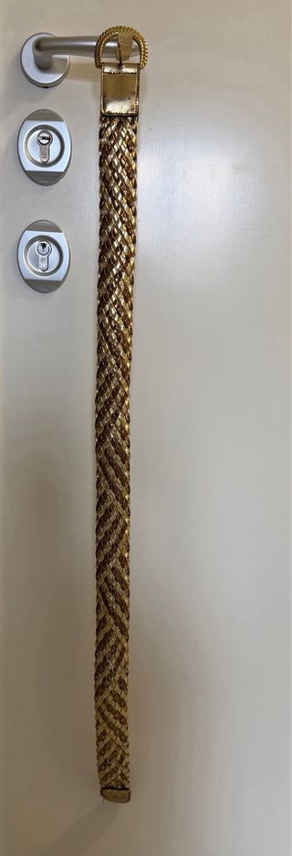 Cintura intrecciata color oro