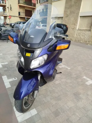 Suzuki Burgman 650 - 44.000 km