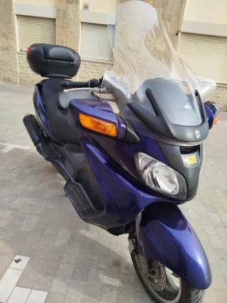 Suzuki Burgman 650 - 44.000 km
