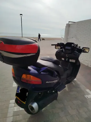 Suzuki Burgman 650 - 44.000 km