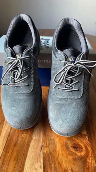 Zapatos de seguridad grises