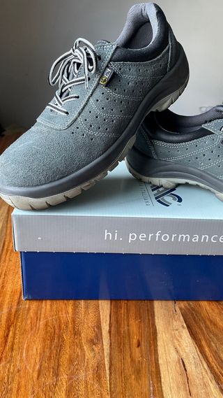 Zapatos de seguridad grises
