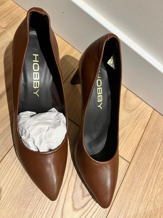 Zapatos de piel marrones