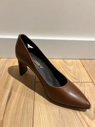 Zapatos de piel marrones