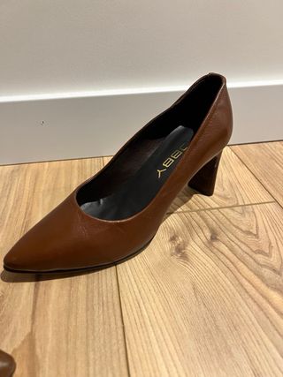 Zapatos de piel marrones