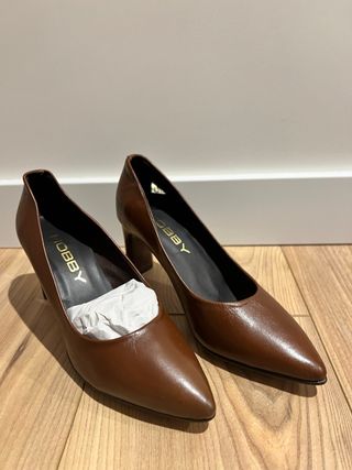 Zapatos de piel marrones