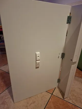 Mesa abatible de pared blanca