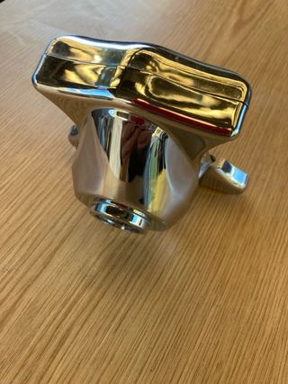 Tapa Clausor Daelim Daystar Bombín