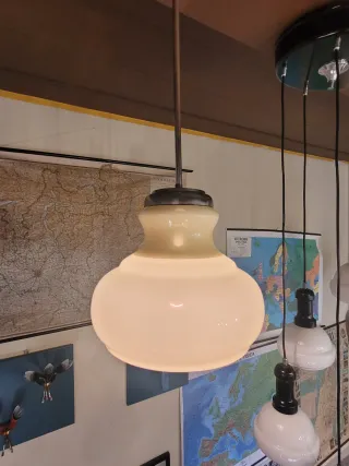 Lampada sospensione vetro opalino panna anni '70