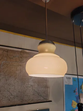 Lampada sospensione vetro opalino panna anni '70