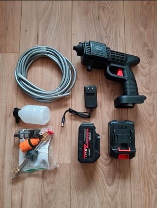 Hidrolimpiadora a batería + Accesorios