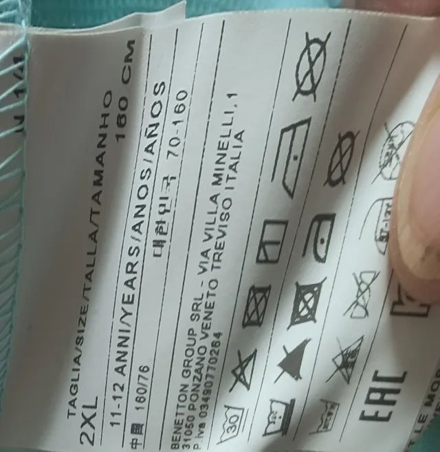 Polo Benetton niño Talla (11-12 años o 160 cm.).